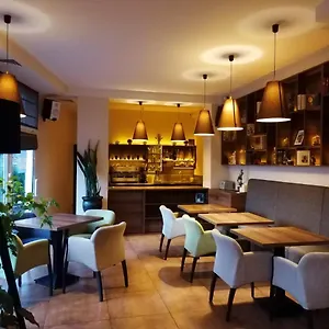 https://mikado-hotel.sozopol-hotels.com