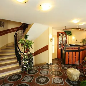 https://hotel-color-varna.goldensandshotels.net