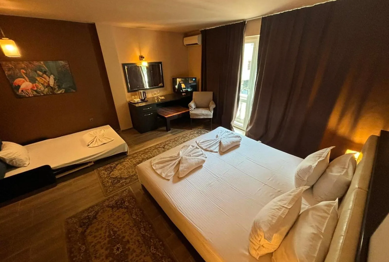Family Hotel Vaso Varna 2*,